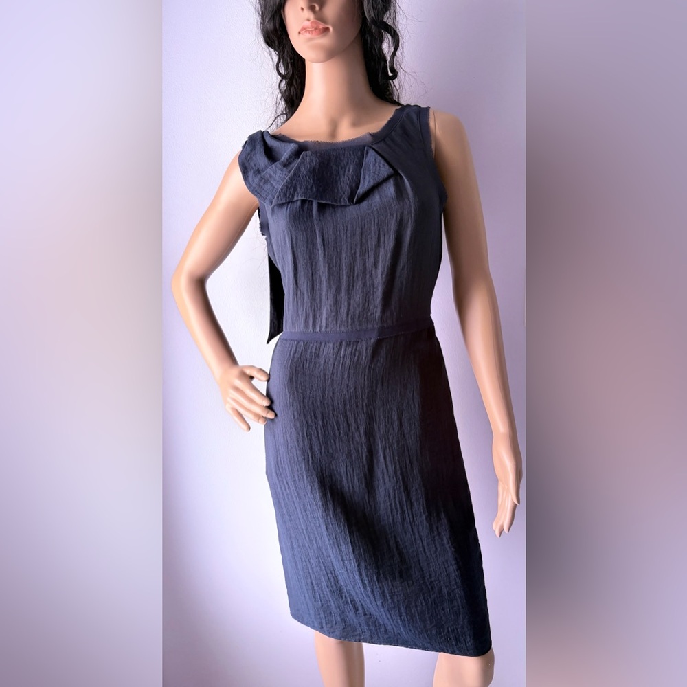 Simply Vera Wang Dress Sleeveless Sheath Navy Blue Ruffles Pockets Solid size 6